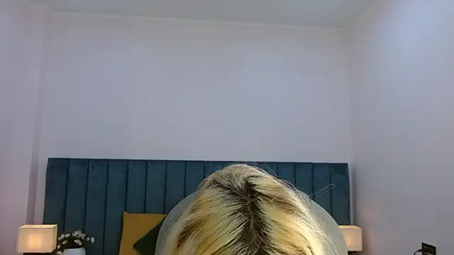 april bunnyy online show from June 2026 12:32:02 AM