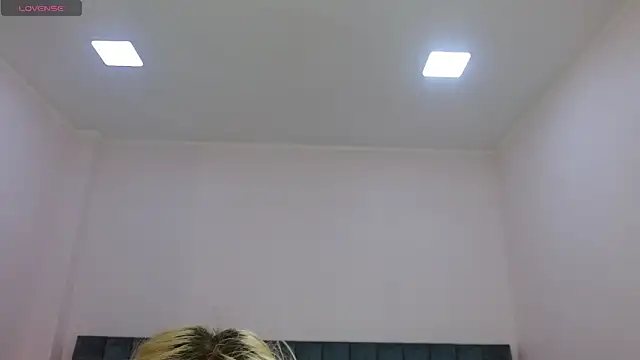 april bunnyy online show from June 2026 08:54:01 PM
