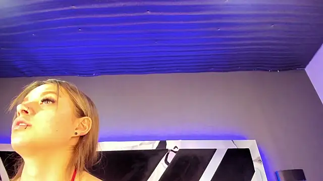 Larabrooks online show from March 2026 04:57:01 PM