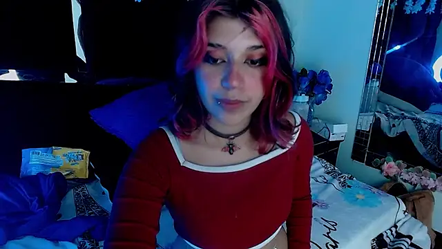 Snapshot of UnderBaby_ chatting on February 2025 08:03:02 PM UnderBaby online show from February 2025 08:03:02 PM