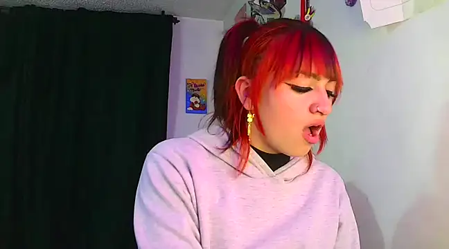 Snapshot of lucycherry__ chatting on January 2025 01:10:01 AM lucycherry online show from January 2025 01:10:01 AM