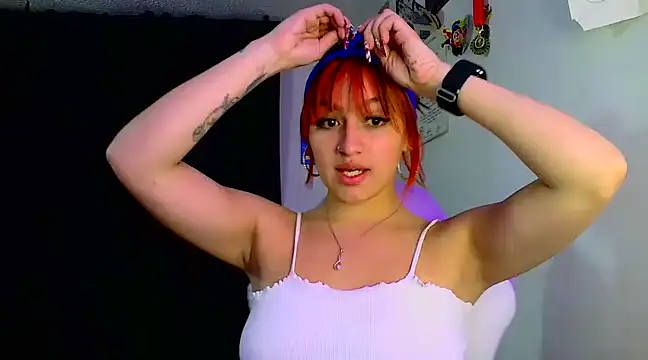 Snapshot of lucycherry__ chatting on February 2025 03:00:02 AM lucycherry online show from February 2025 03:00:02 AM