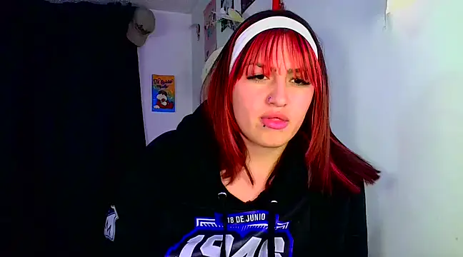 Snapshot of lucycherry__ chatting on February 2025 04:51:02 AM lucycherry online show from February 2025 04:51:02 AM