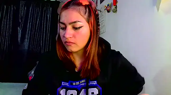 Snapshot of lucycherry__ chatting on March 2025 12:14:02 PM lucycherry online show from March 2025 12:14:02 PM