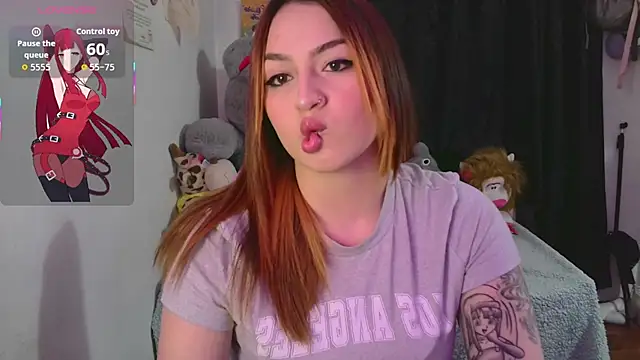 Snapshot of lucycherry__ chatting on September 2025 02:11:01 AM lucycherry online show from September 2025 02:11:01 AM