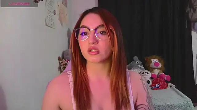 Snapshot of lucycherry__ chatting on September 2025 03:29:01 AM lucycherry online show from September 2025 03:29:01 AM