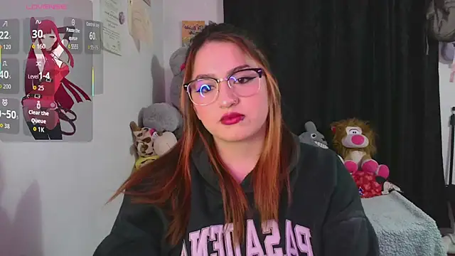 Snapshot of lucycherry__ chatting on September 2025 03:19:02 AM lucycherry online show from September 2025 03:19:02 AM