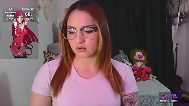 Snapshot of lucycherry__ chatting on September 2025 02:46:02 AM lucycherry online show from September 2025 02:46:02 AM