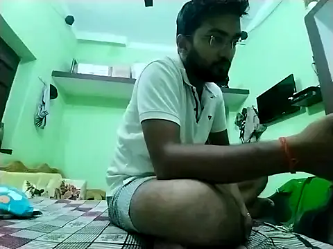 bigvorn6 online show from October 2025 04:07:01 PM