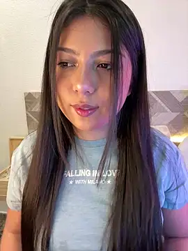 Maii chan online show from November 2025 07:51:02 AM