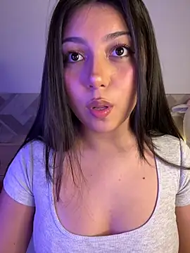 Maii chan online show from December 2025 05:35:02 AM