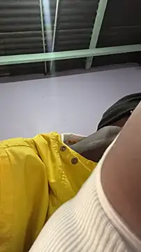 Snapshot of BringBackLostLover chatting on April 2026 03:38:02 PM BringBackLostLover online show from April 2026 03:38:02 PM