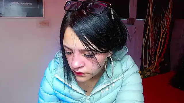 Violettasquirt online show from January 2026 01:26:02 PM