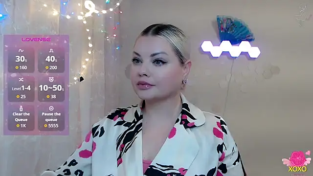 Snapshot of JewellKiss7 chatting on February 2026 01:18:02 PM JewellKiss7 online show from February 2026 01:18:02 PM