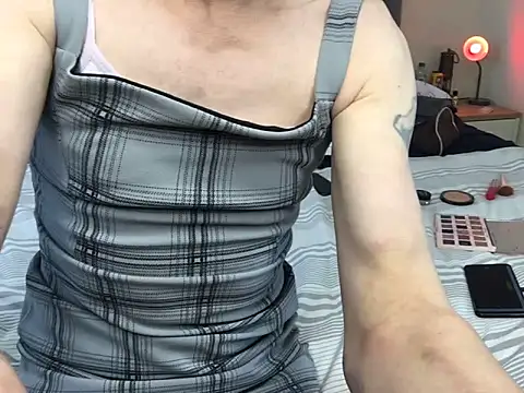 lolaisagoodtime online show from February 2025 12:03:02 PM