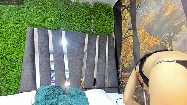 Cameron cutee online show from February 2025 02:37:01 PM