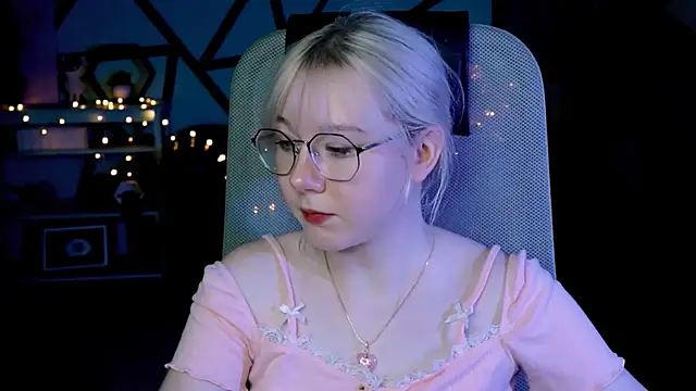 NancyMartinez online show from March 2025 01:18:01 PM