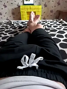 red red00 online show from February 2025 10:59:02 AM