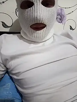 red red00 online show from February 2025 02:37:01 PM