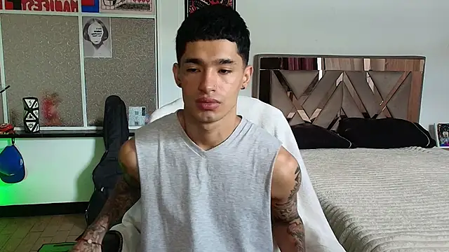 Snapshot of Damon__333 chatting on October 2025 06:41:01 PM Damon 333 online show from October 2025 06:41:01 PM