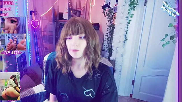 Toxic Ellies online show from December 2024 04:46:02 PM