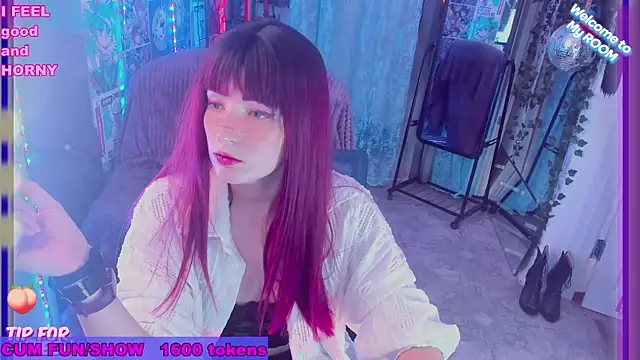 Toxic Ellies online show from February 2025 02:37:01 PM