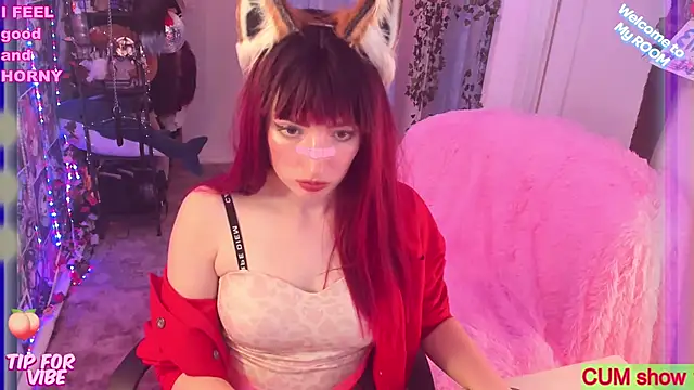 Toxic Ellies online show from February 2025 01:41:01 PM