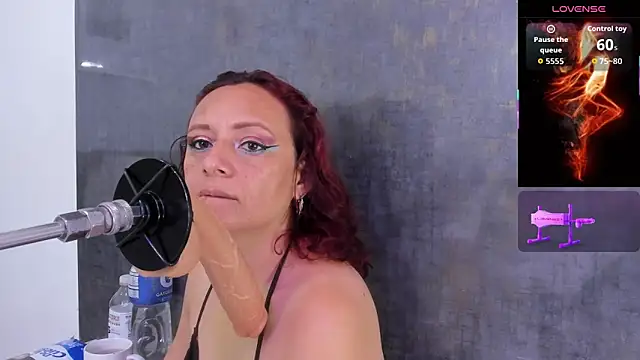 Snapshot of Issys_milf chatting on May 2026 12:13:02 PM Issys milf online show from May 2026 12:13:02 PM