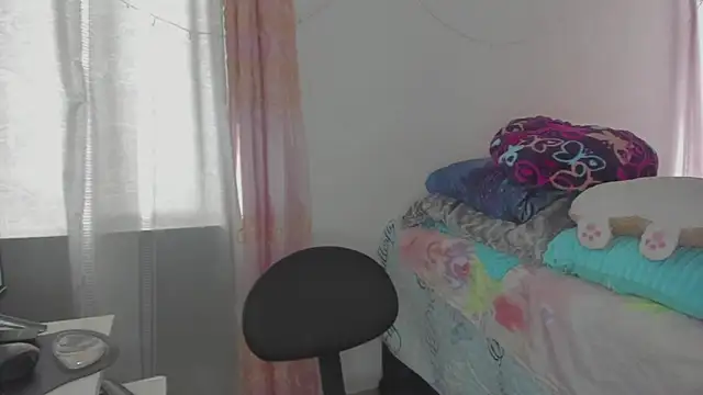 HARLEYNAPIER online show from May 2026 05:07:02 PM