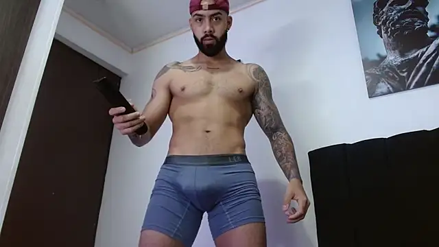 Snapshot of Hendry_ chatting on March 2025 11:53:02 PM Hendry online show from March 2025 11:53:02 PM