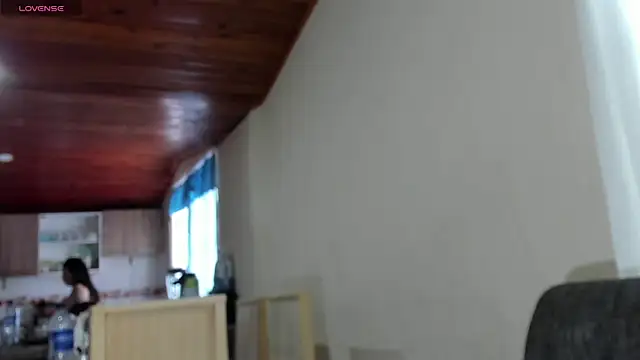Cuty sexy hot online show from May 2026 12:12:02 PM
