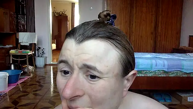 KlavdiaPetrivna online show from July 2026 03:35:02 AM