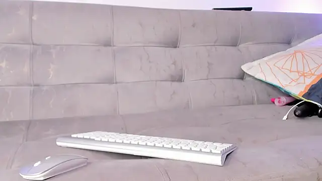 AgathaFoxy online show from December 2024 08:04:01 PM