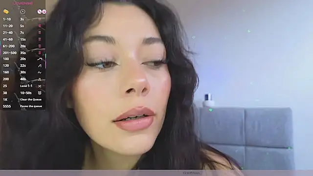Soffimoon  online show from June 2026 08:24:01 PM