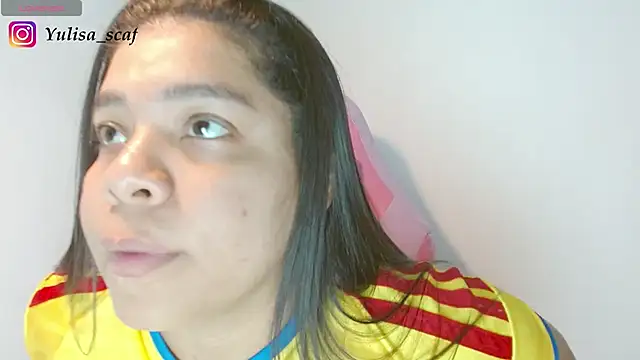 yulissa18 online show from June 2026 08:06:01 PM