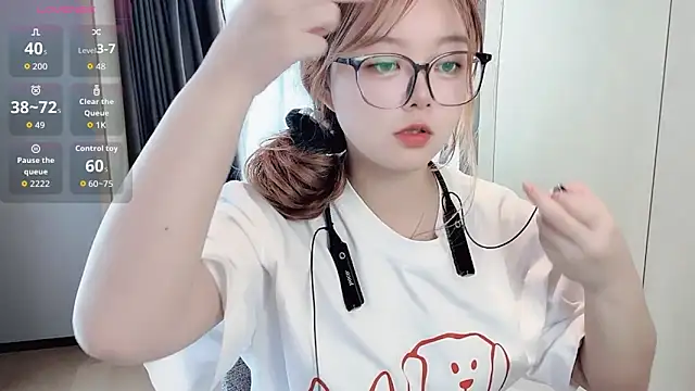 MM-Xylia online show from September 2025 05:45:02 AM