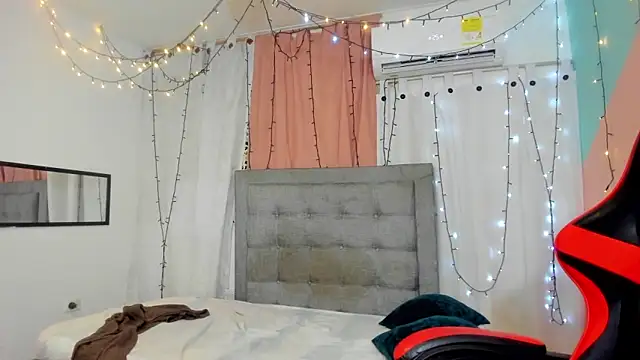 Snapshot of valentina_0_ chatting on February 2025 03:35:01 AM valentina 0 online show from February 2025 03:35:01 AM