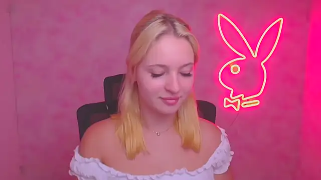 Milka kiss  online show from September 2025 05:51:02 AM