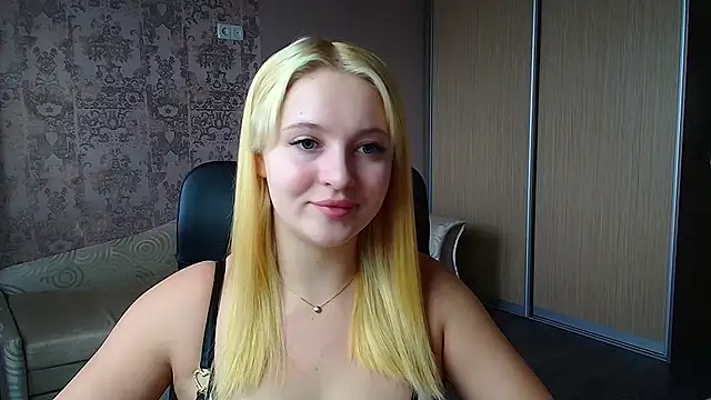 Snapshot of Milka_kiss_ chatting on March 2026 01:07:02 PM Milka kiss online show from March 2026 01:07:02 PM