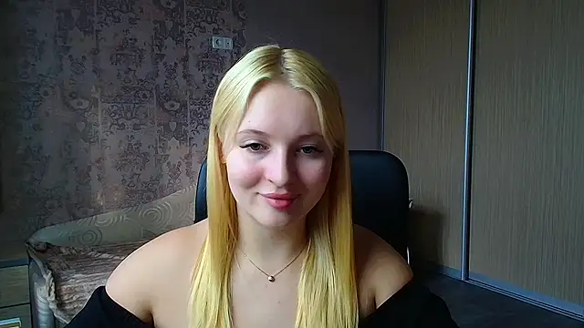 Snapshot of Milka_kiss_ chatting on March 2026 01:03:02 PM Milka kiss online show from March 2026 01:03:02 PM