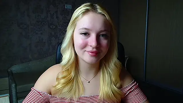 Snapshot of Milka_kiss_ chatting on April 2026 08:59:01 AM Milka kiss online show from April 2026 08:59:01 AM