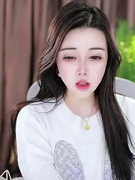 Snapshot of Qiaoqiao_ chatting on January 2025 02:57:01 PM Qiaoqiao online show from January 2025 02:57:01 PM