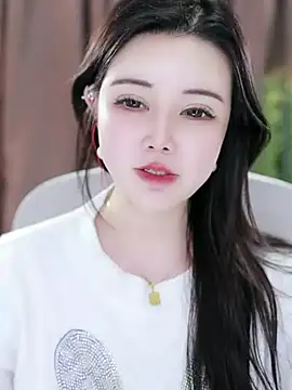 Snapshot of Qiaoqiao_ chatting on January 2025 06:31:01 PM Qiaoqiao online show from January 2025 06:31:01 PM