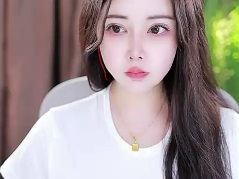 Snapshot of Qiaoqiao_ chatting on January 2025 04:34:02 PM Qiaoqiao online show from January 2025 04:34:02 PM