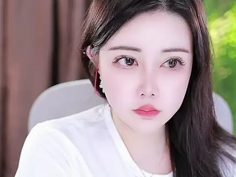 Snapshot of Qiaoqiao_ chatting on January 2025 07:37:01 PM Qiaoqiao online show from January 2025 07:37:01 PM