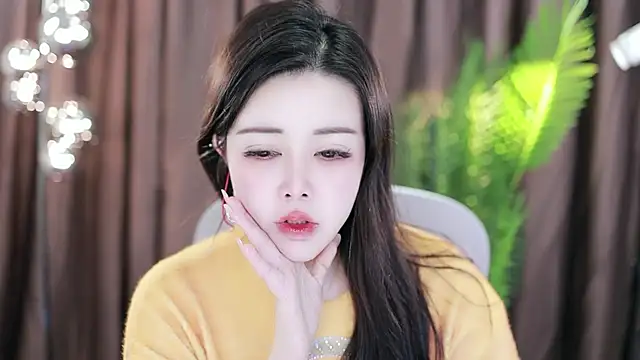 Snapshot of Qiaoqiao_ chatting on January 2025 07:50:01 AM Qiaoqiao online show from January 2025 07:50:01 AM