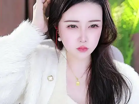 Snapshot of Qiaoqiao_ chatting on February 2025 02:13:02 PM Qiaoqiao online show from February 2025 02:13:02 PM