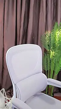 Snapshot of Qiaoqiao_ chatting on February 2025 01:38:01 PM Qiaoqiao online show from February 2025 01:38:01 PM