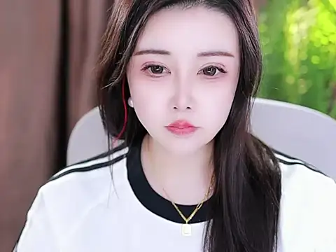 Snapshot of Qiaoqiao_ chatting on February 2025 10:08:02 AM Qiaoqiao online show from February 2025 10:08:02 AM