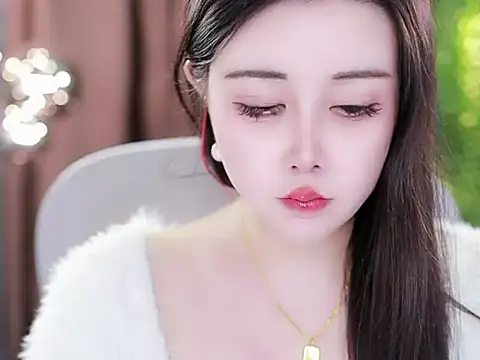 Snapshot of Qiaoqiao_ chatting on February 2025 04:44:01 PM Qiaoqiao online show from February 2025 04:44:01 PM